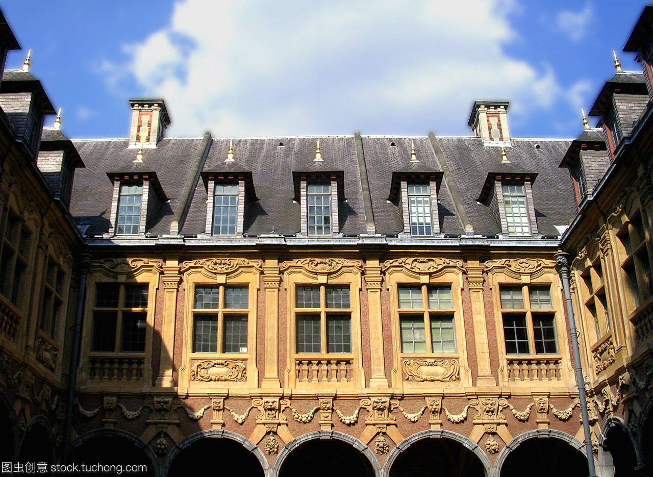 裝潢,遠古,裝飾,云彩,專欄,利樂,云層,天空,古昔,圓柱,古代,古老,雕塑,屋子,房屋,大樓,天,建筑,支柱,房子,法國,拱廊,建筑物,法蘭西,柱子,法國的,煙囪,石,紀念碑,窗口,石頭,藍,石子,藍色,衰老,窗戶,裝飾物,玻璃窗,裝修,陳舊,云